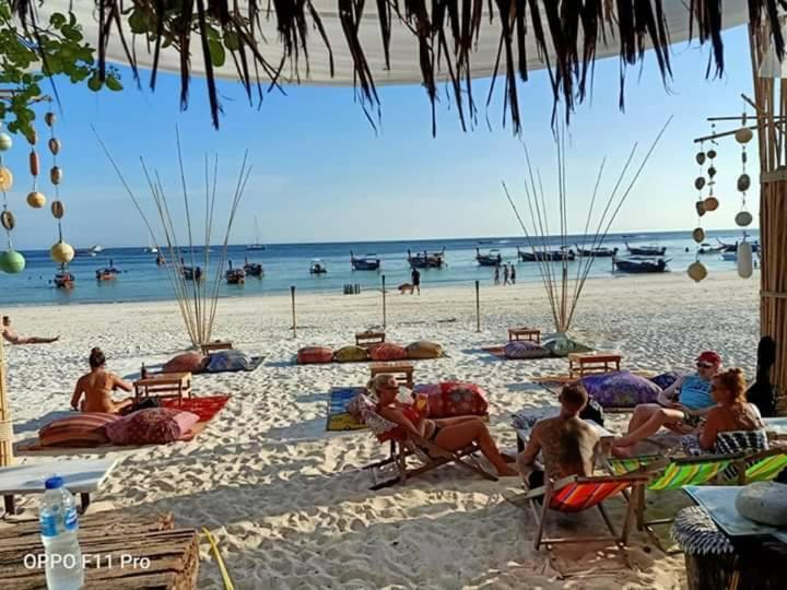 Daya Beach, Lipe Local 외부 사진